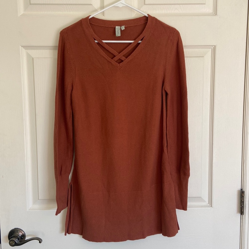 SAHALIE size small tunic sweater